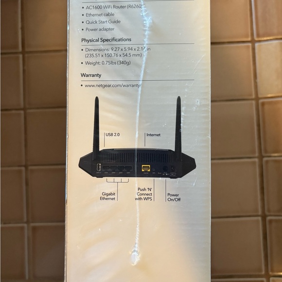 Netgear AC1600 WiFi Router - Black - Picture 4 of 4